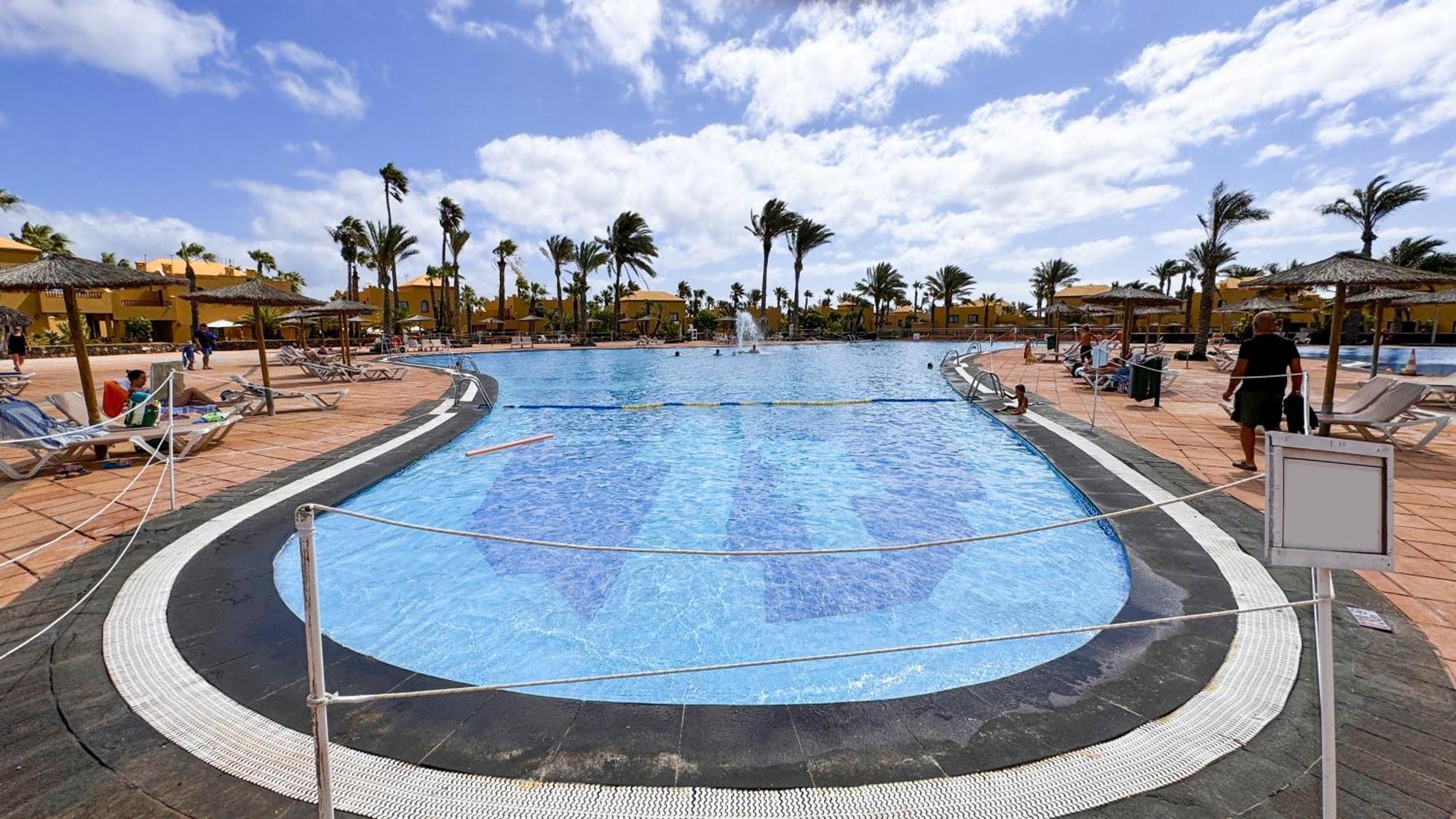 הוילה קורלחו Golden Dream, Swimming Pool And Parking מראה חיצוני תמונה