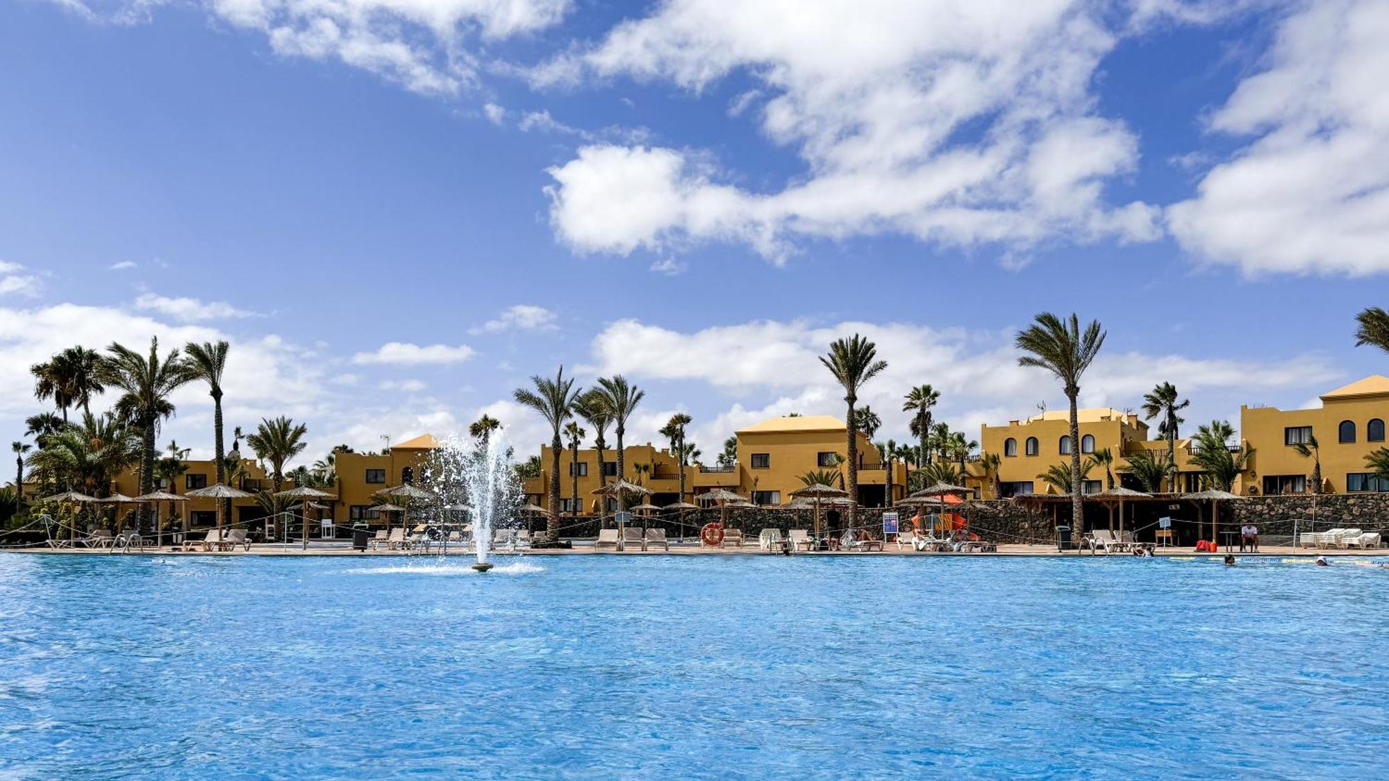 הוילה קורלחו Golden Dream, Swimming Pool And Parking מראה חיצוני תמונה